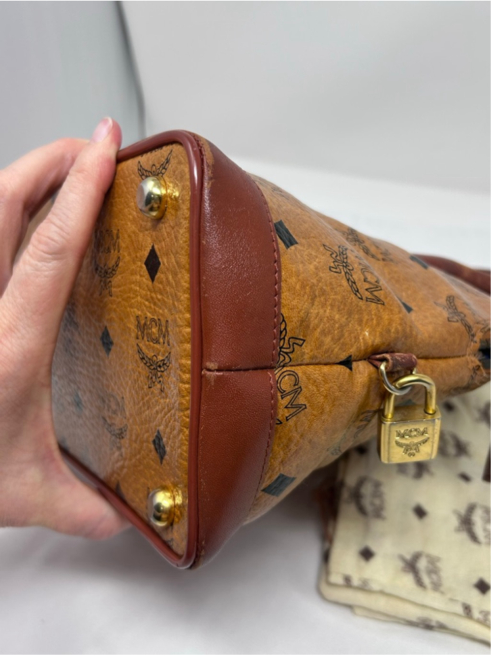 Vintage MCM Visetos Alma Satchel Cognac Monogram Leather Lock Key - Picture 12 of 16